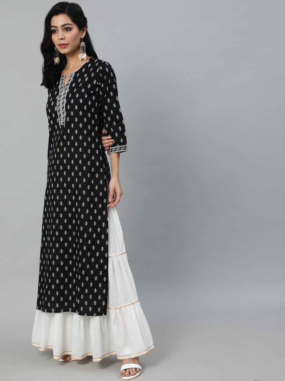 Women Black Calf Length Straight Kurta With Round Neck And Three Quarter Sleeves | LASVINI - Redefining Indian Fashion with Elegance