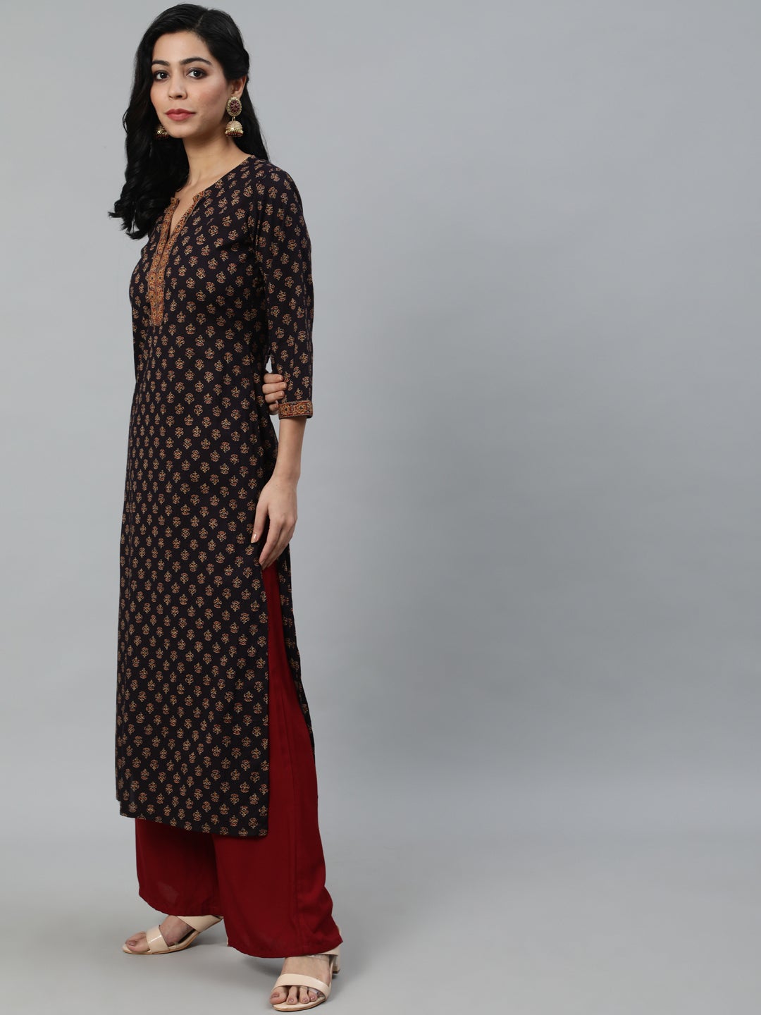 Women Purple Printed Straight Kurta With Three Quarter Sleeves | LASVINI - Redefining Indian Fashion with Elegance