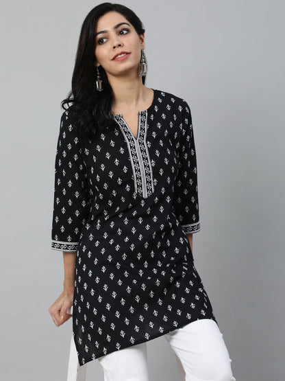 Women Black & White Printed Cotton Tunic | LASVINI - Redefining Indian Fashion with Elegance