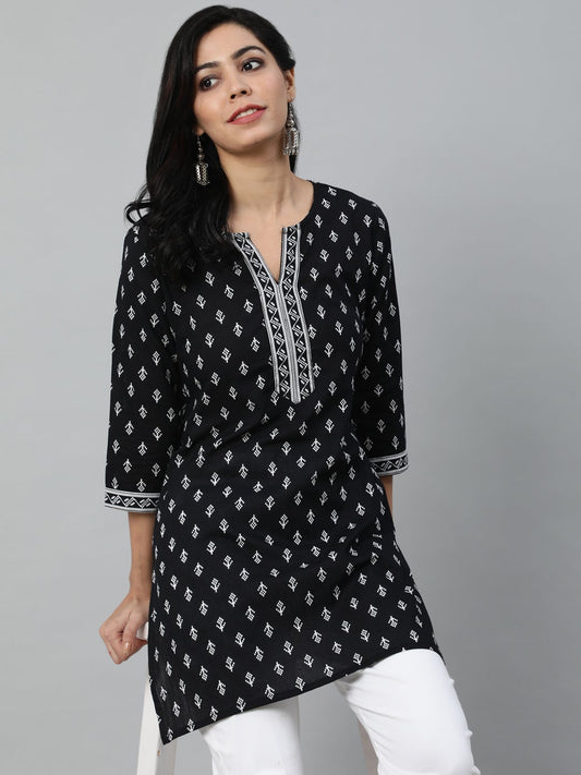 Women Black & White Printed Cotton Tunic | LASVINI - Redefining Indian Fashion with Elegance