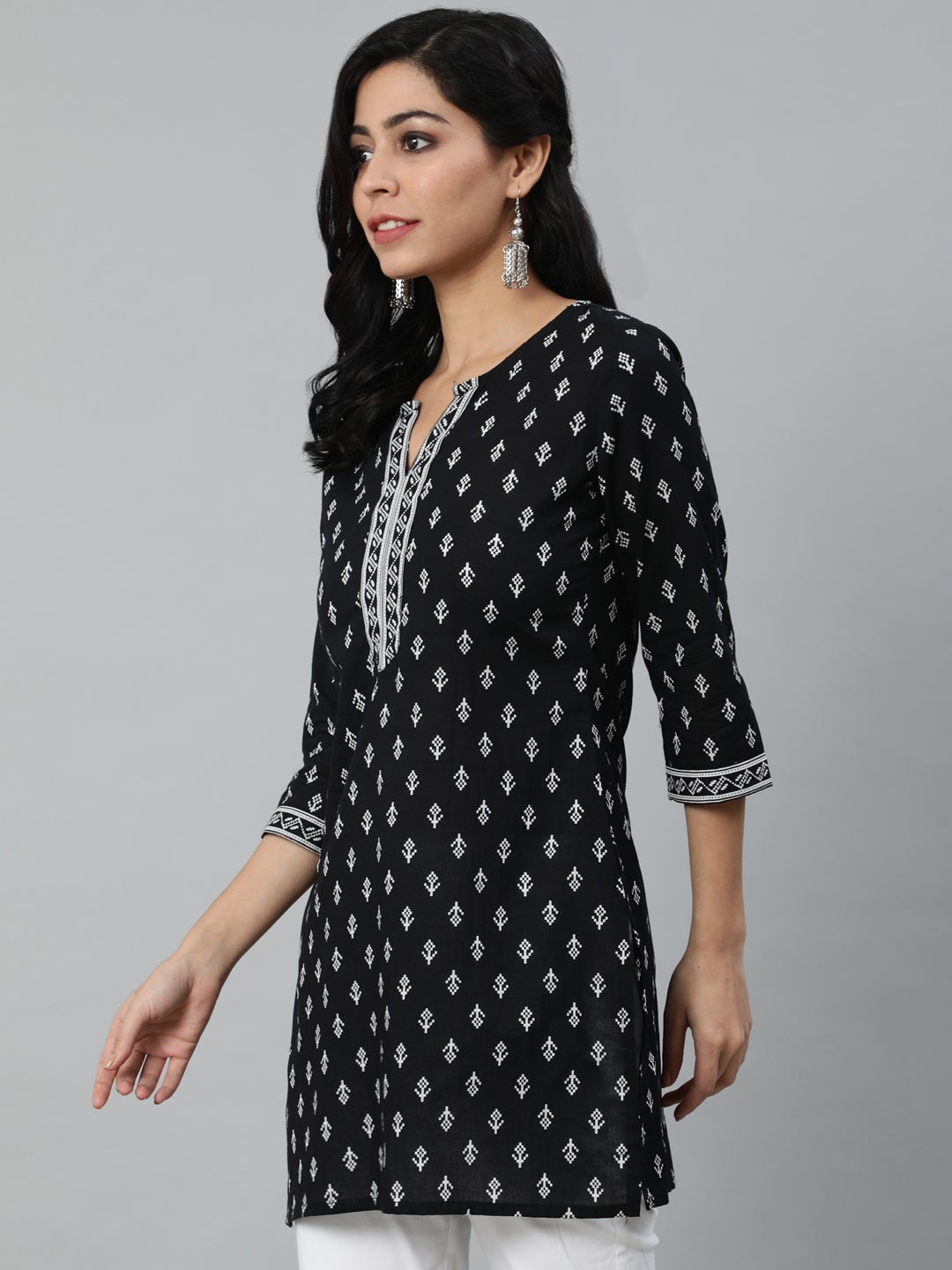 Women Black & White Printed Cotton Tunic | LASVINI - Redefining Indian Fashion with Elegance