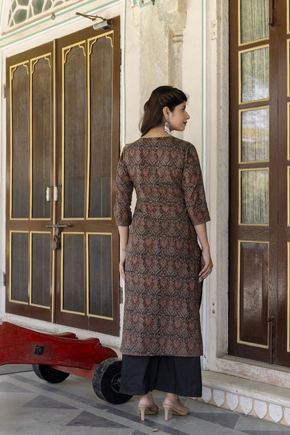Women Multi Printed Straight Kurta With Three Quarter Sleeves | LASVINI - Redefining Indian Fashion with Elegance
