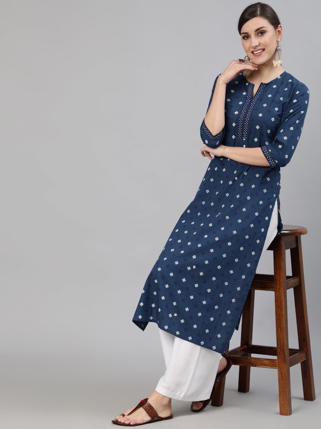 Women Navy Blue Ethnic Printed Straight Kurta With Three Quarter Sleeves | LASVINI - Redefining Indian Fashion with Elegance