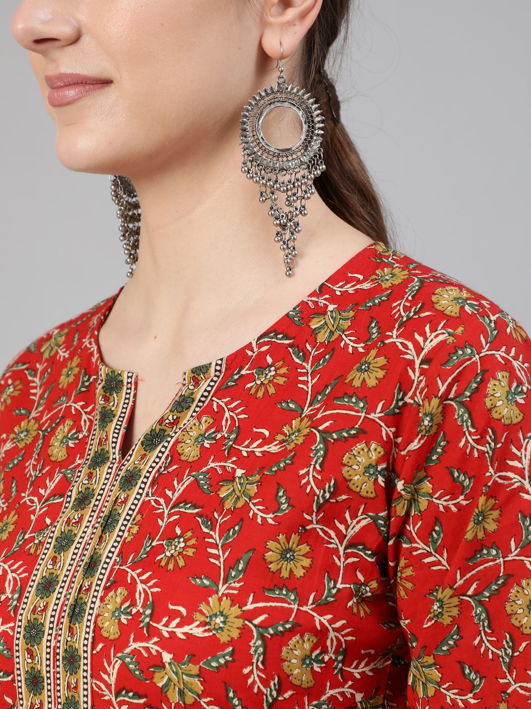 Women Red Floral Printed  Straight Kurta With Three Quarter Sleeves | LASVINI - Redefining Indian Fashion with Elegance