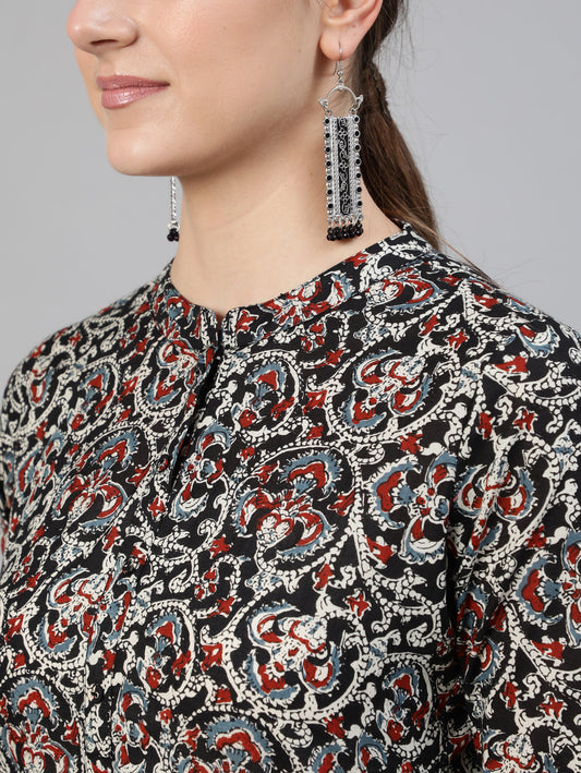 Women Black Printed Tunic With Three Quarter Sleeves | LASVINI - Redefining Indian Fashion with Elegance