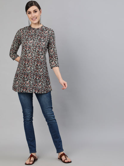 Women Black Printed Tunic With Three Quarter Sleeves | LASVINI - Redefining Indian Fashion with Elegance
