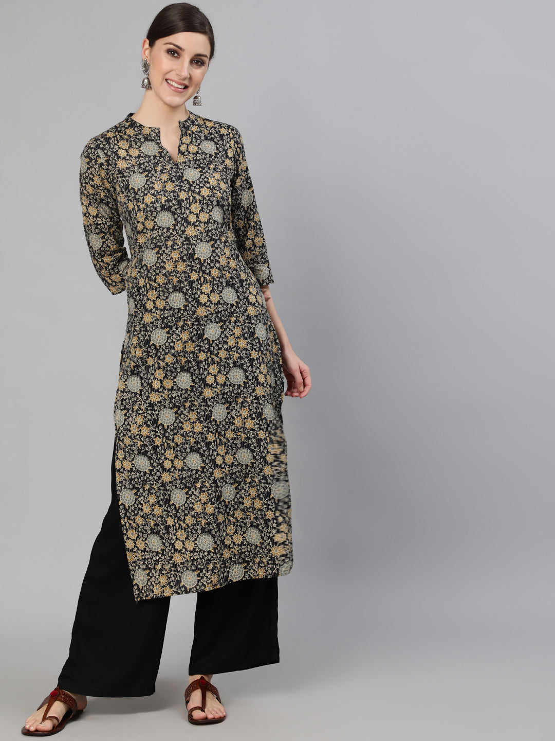 Women Black & Cream Floral Printed Kurta With Three Quarter Sleeves | LASVINI - Redefining Indian Fashion with Elegance