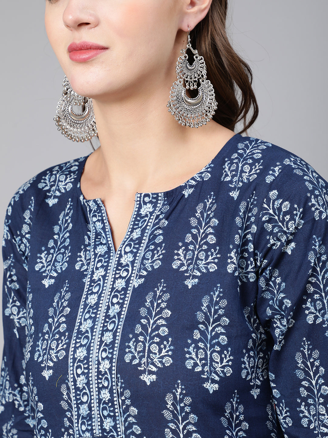 Women Blue Ethnic Printed Straight Kurta With Three Quarter Sleeves | LASVINI - Redefining Indian Fashion with Elegance