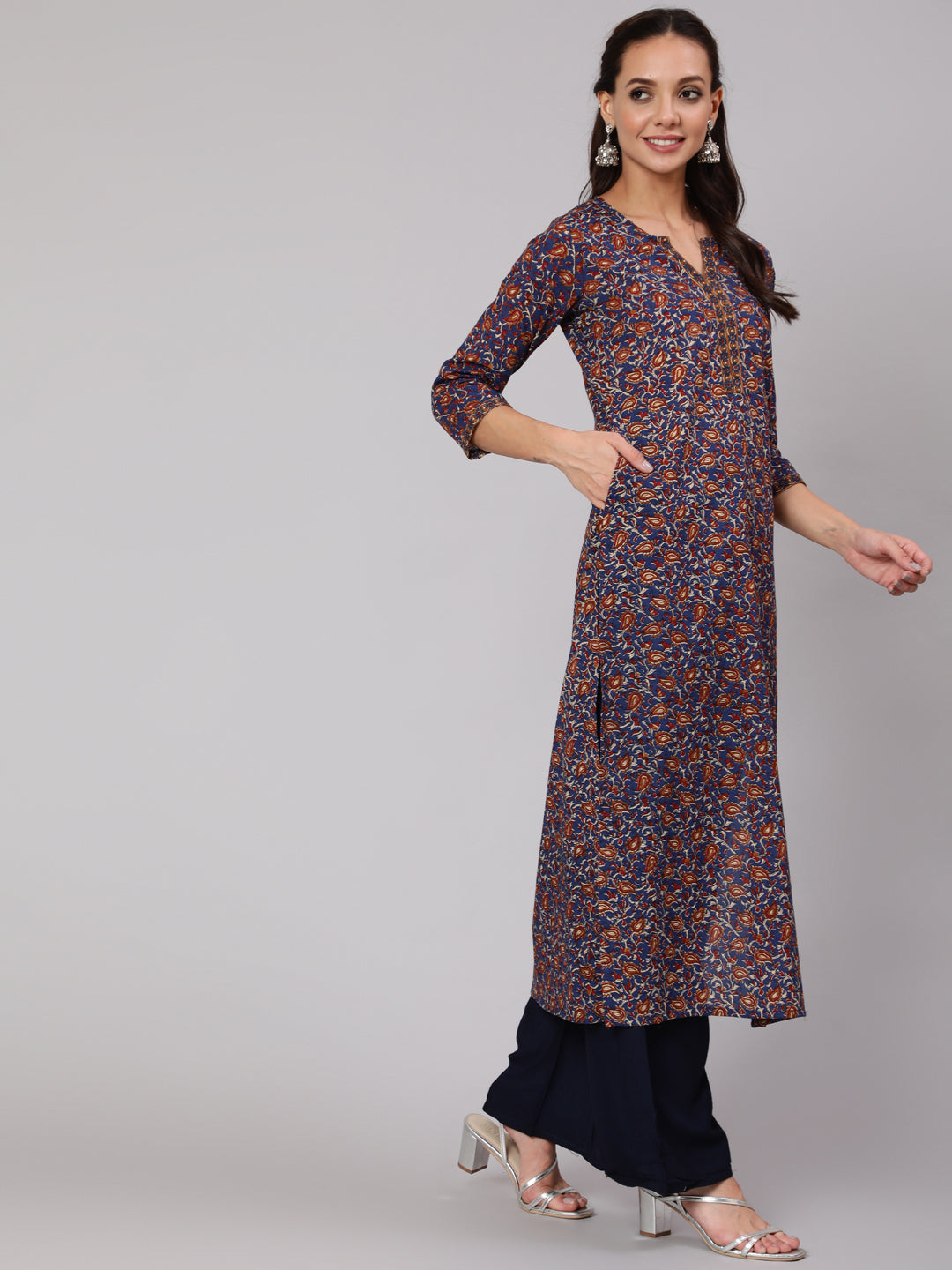 Women Blue & Beige Floral Printe Straight Kurta With Three Quarter Sleeves | LASVINI - Redefining Indian Fashion with Elegance