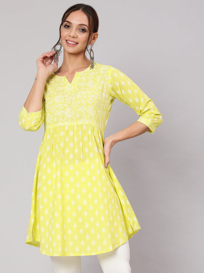 Women Green Printed A-Line Tunic With Three Quarter Sleeves | LASVINI - Redefining Indian Fashion with Elegance