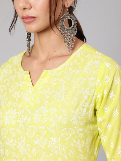 Women Green Printed A-Line Tunic With Three Quarter Sleeves | LASVINI - Redefining Indian Fashion with Elegance