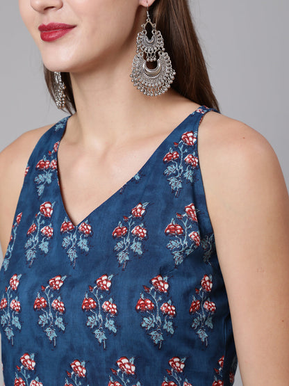 Women Blue Floral Printed Straight Sleeveless Kurta | LASVINI - Redefining Indian Fashion with Elegance