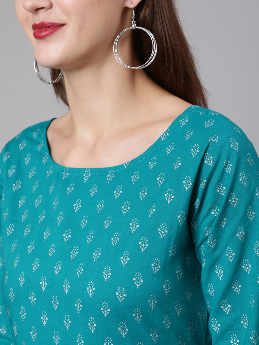 Women Green Ethnic Printed Dress With Three Quarter Sleeves | LASVINI - Redefining Indian Fashion with Elegance