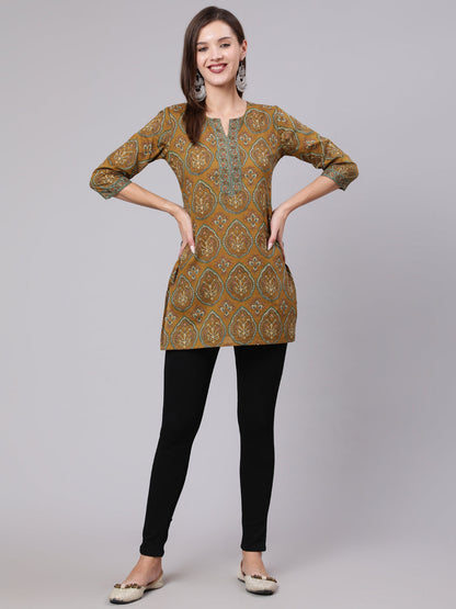 Women Green Ethnic Printed Straight Tunic With Three Quarter Sleeves | LASVINI - Redefining Indian Fashion with Elegance