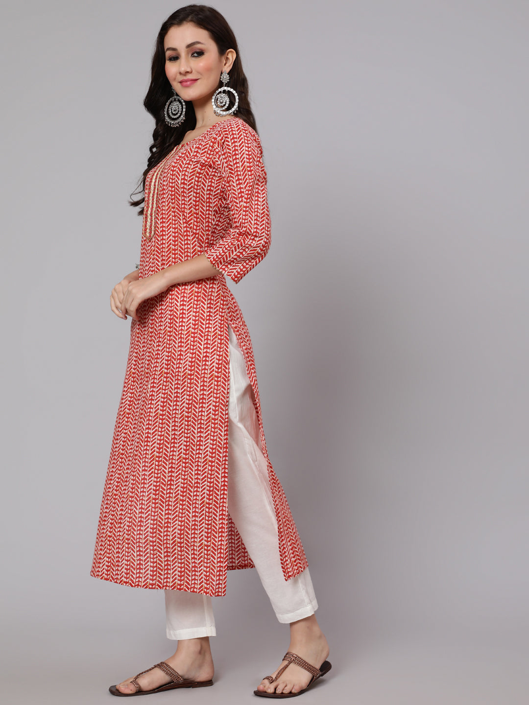 Women Red Printed Straight Kurta With Thread Work Yoke | LASVINI - Redefining Indian Fashion with Elegance
