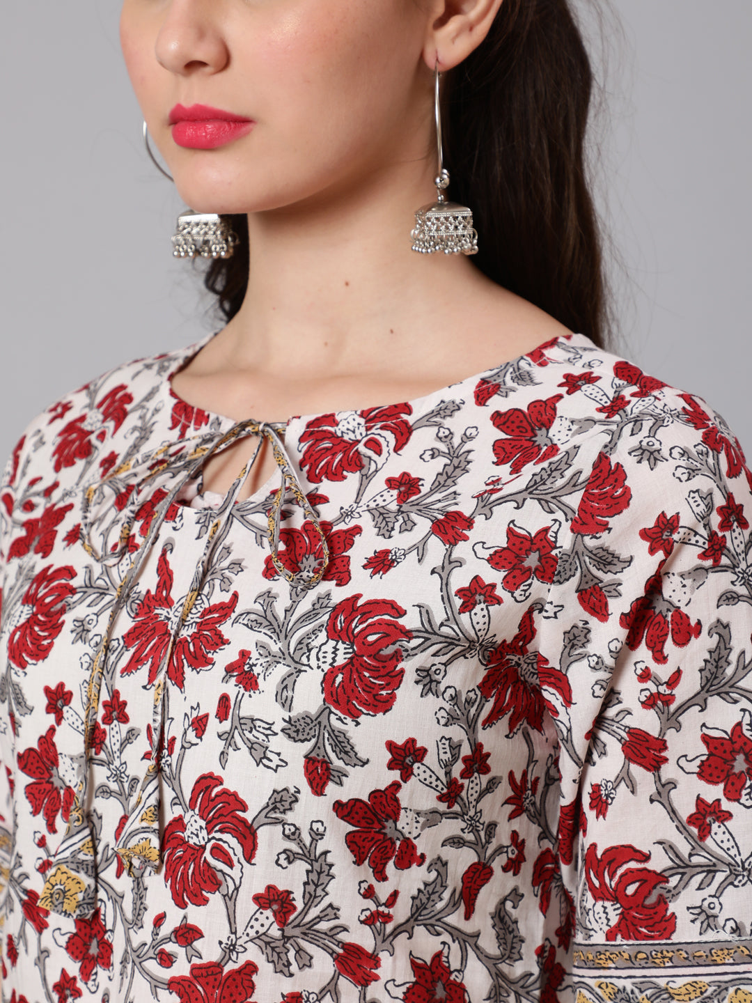 Women Off-White Ethnic Printed Straight Kurta With Palazzo | LASVINI - Redefining Indian Fashion with Elegance