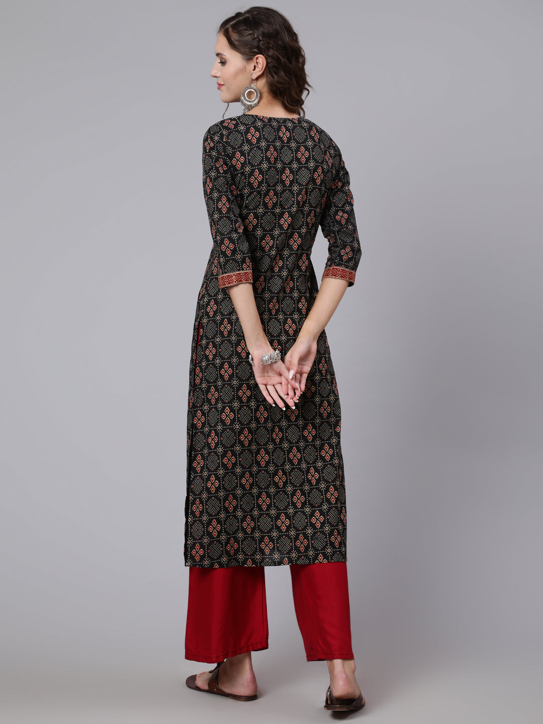 Women Black Printed Straight Kurta With Three Quarter Sleeves | LASVINI - Redefining Indian Fashion with Elegance