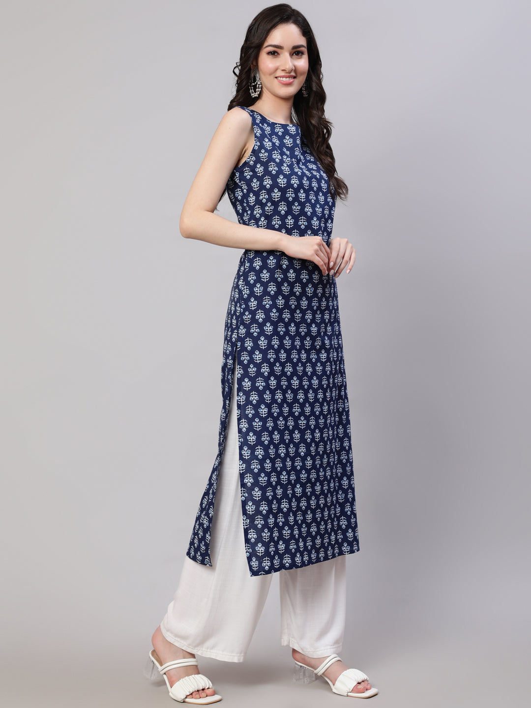 Women Blue Ethnic Straight Sleeveless Kurta | LASVINI - Redefining Indian Fashion with Elegance