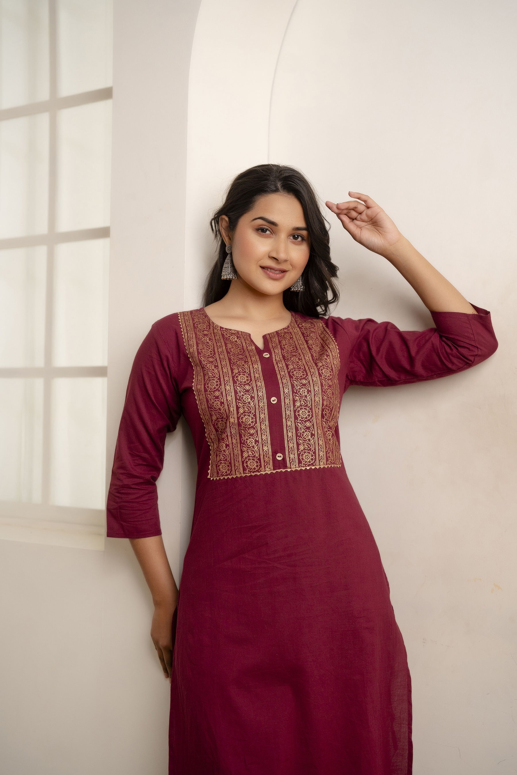 Women Burgundy Straight Kurta With Three Quarter Sleeves | LASVINI - Redefining Indian Fashion with Elegance