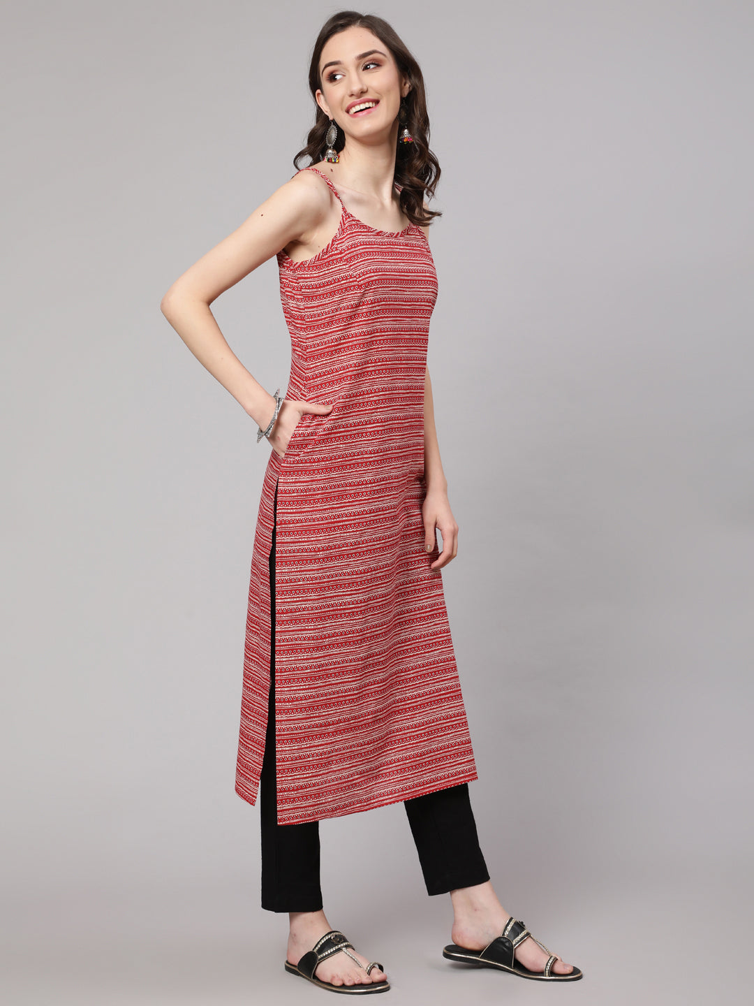 Women Red Geometric Printed Straight Sleevesless Kurta | LASVINI - Redefining Indian Fashion with Elegance