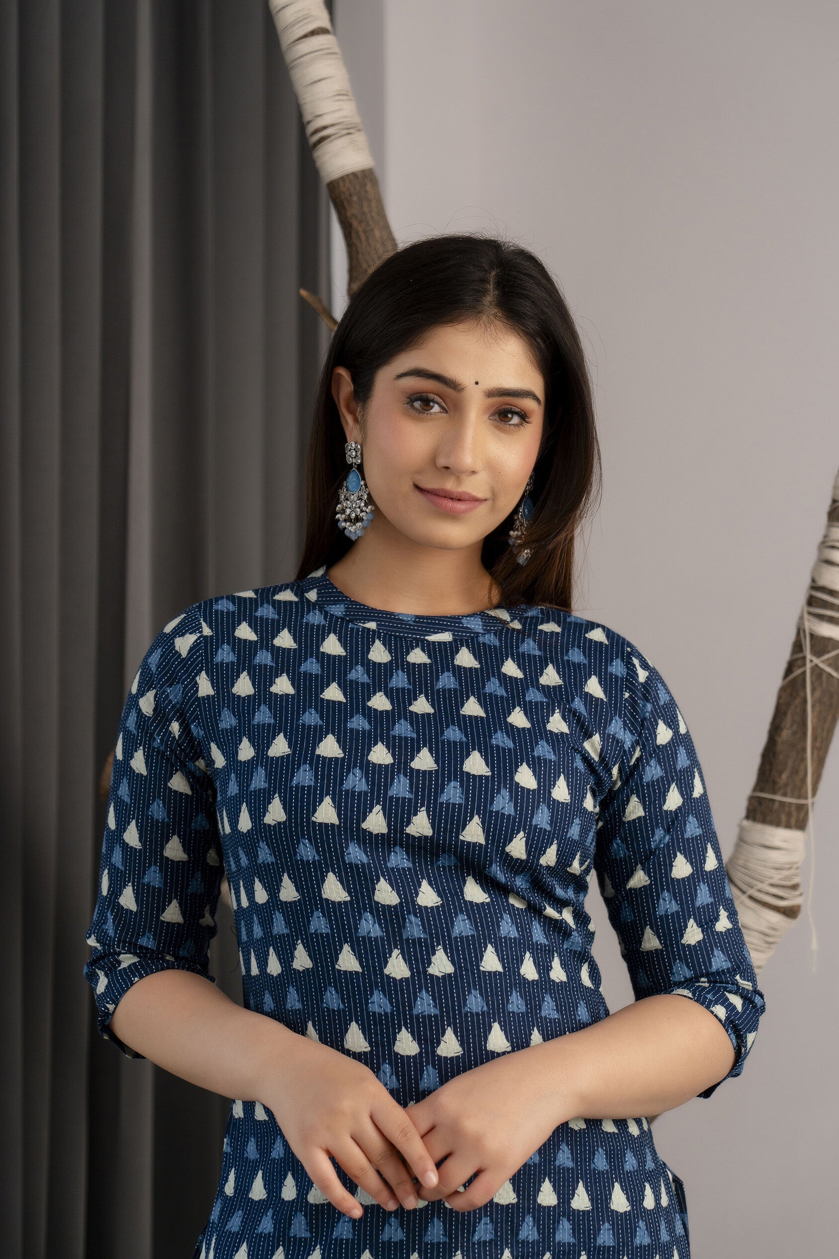Women Blue Ethnic Printed Straight Kurta With Three Quarter Sleeves | LASVINI - Redefining Indian Fashion with Elegance