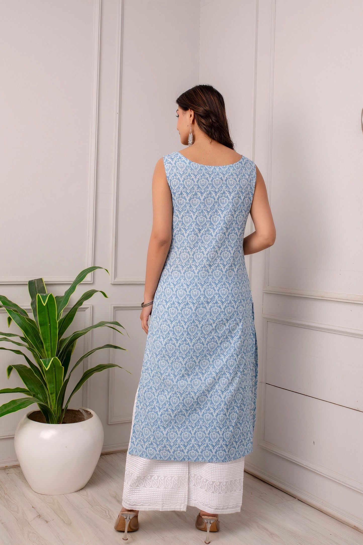 Women Blue Ethnic Straight Sleeveless Kurta | LASVINI - Redefining Indian Fashion with Elegance