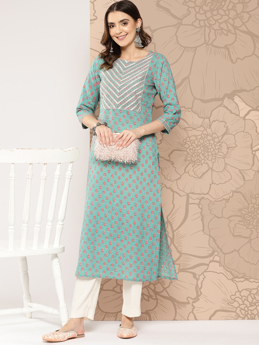 Women Green Ethnic Printed Straight Kurta With Three Quarter Sleeves | LASVINI - Redefining Indian Fashion with Elegance
