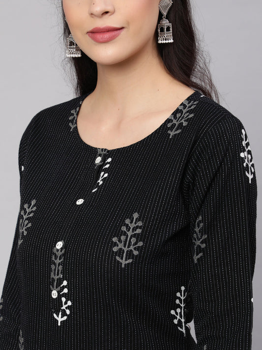 Women Black Printed Straight Kurta With Three Quarter Sleeves | LASVINI - Redefining Indian Fashion with Elegance