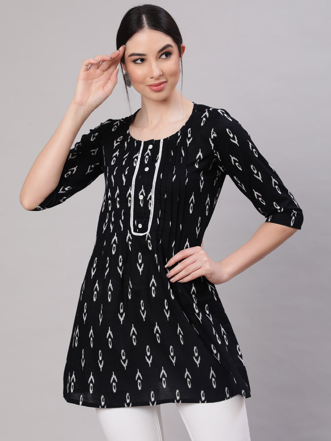 Women Black Straight Tunic With Three Quarter Sleeves | LASVINI - Redefining Indian Fashion with Elegance