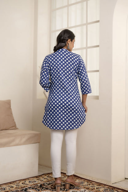 Women Blue Straight Tunic With Three Quarter Sleeves | LASVINI - Redefining Indian Fashion with Elegance