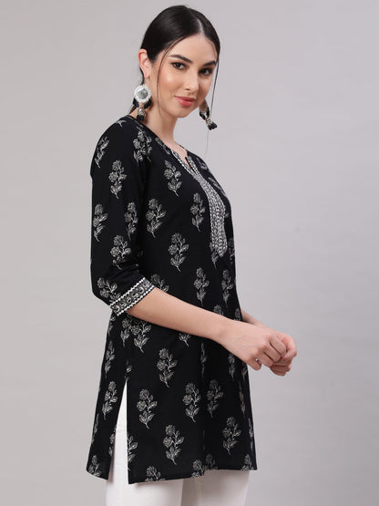 Women Black Straight Tunic With Three Quarter Sleeves | LASVINI - Redefining Indian Fashion with Elegance