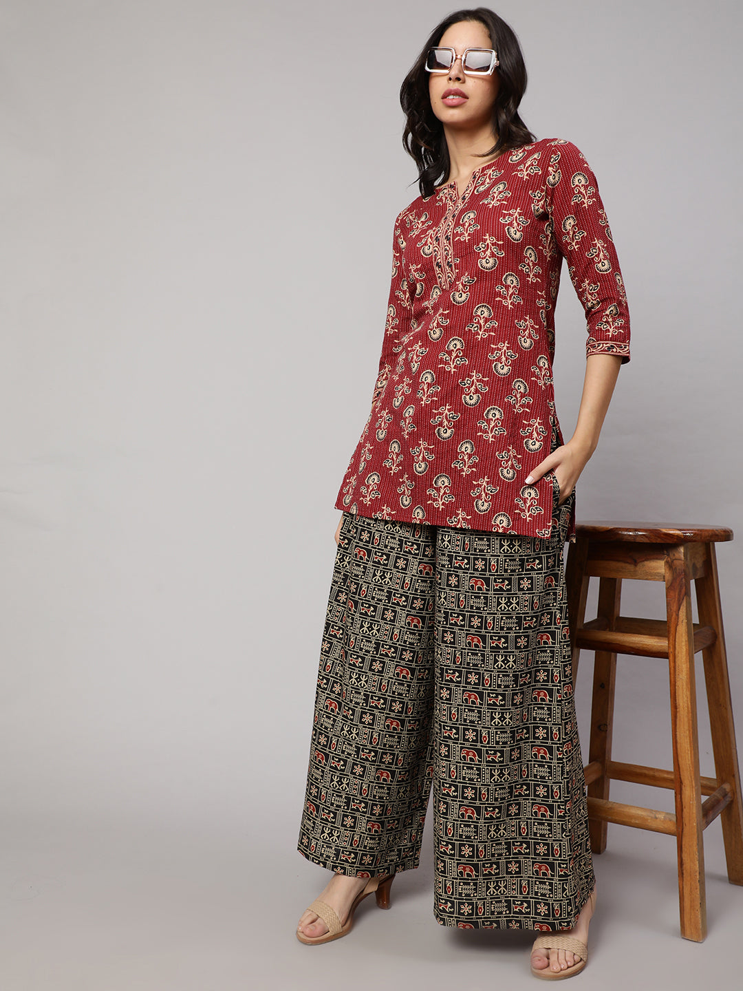 Women Black Printed Wide Legged Printed Palazzo With Side Pockets | LASVINI - Redefining Indian Fashion with Elegance