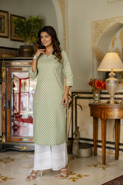 Women Green Ethnic Printed Straight Kurta With Three Quarter Sleeves | LASVINI - Redefining Indian Fashion with Elegance