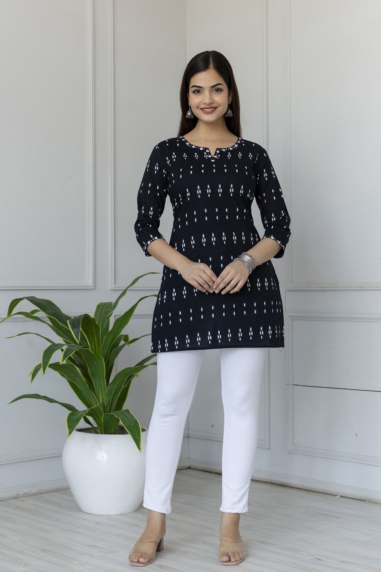 Women Black Straight Tunic With Embroidered Neck | LASVINI - Redefining Indian Fashion with Elegance