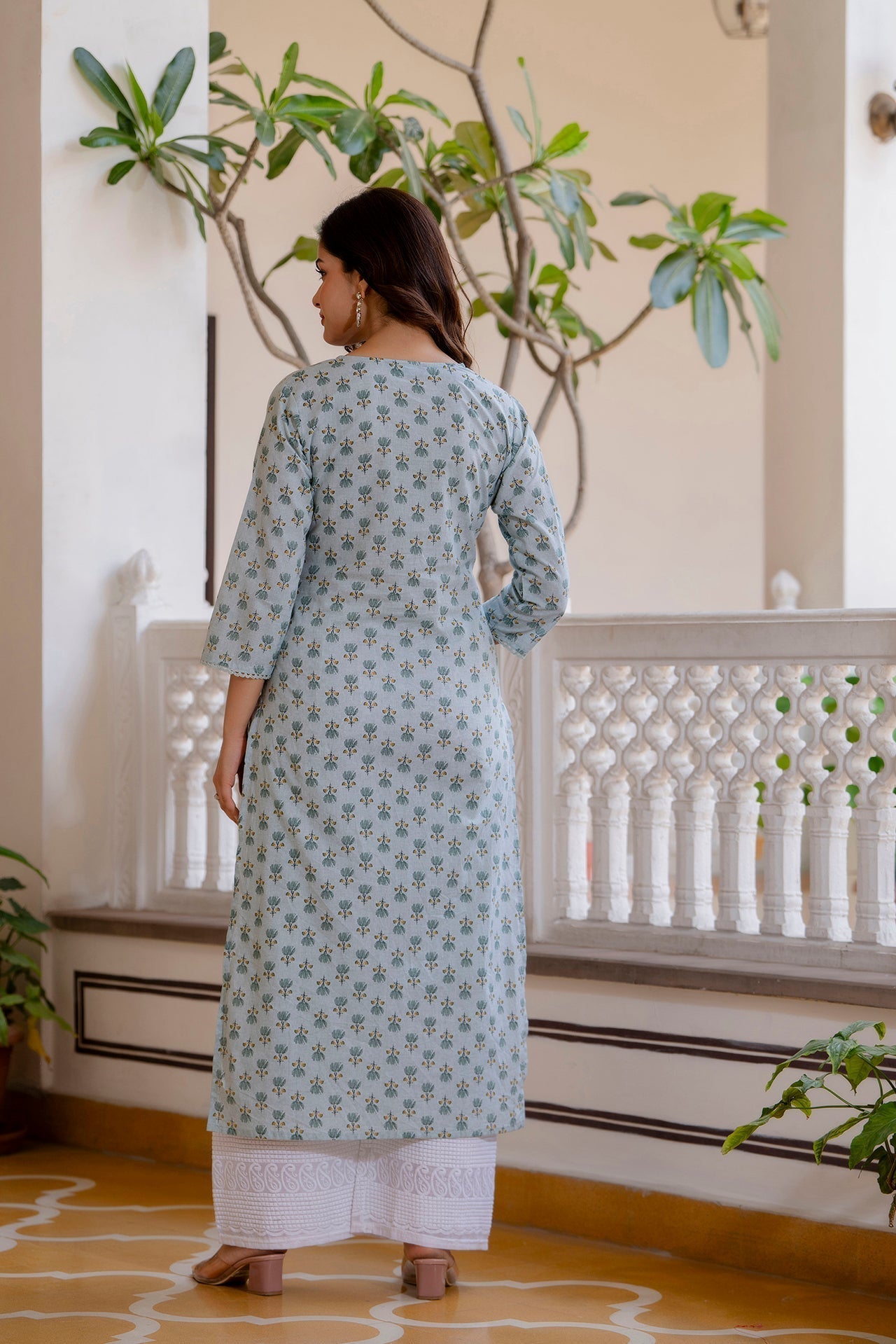 Women Green Ethnic Printed Straight Kurta With Three Quarter Sleeves | LASVINI - Redefining Indian Fashion with Elegance