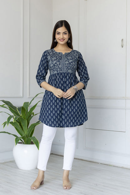 Women Blue Printed Tunic With Three Quarter Sleeves | LASVINI - Redefining Indian Fashion with Elegance