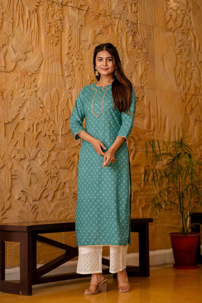 Women Green Bandhani Printed Straight Kurta | LASVINI - Redefining Indian Fashion with Elegance