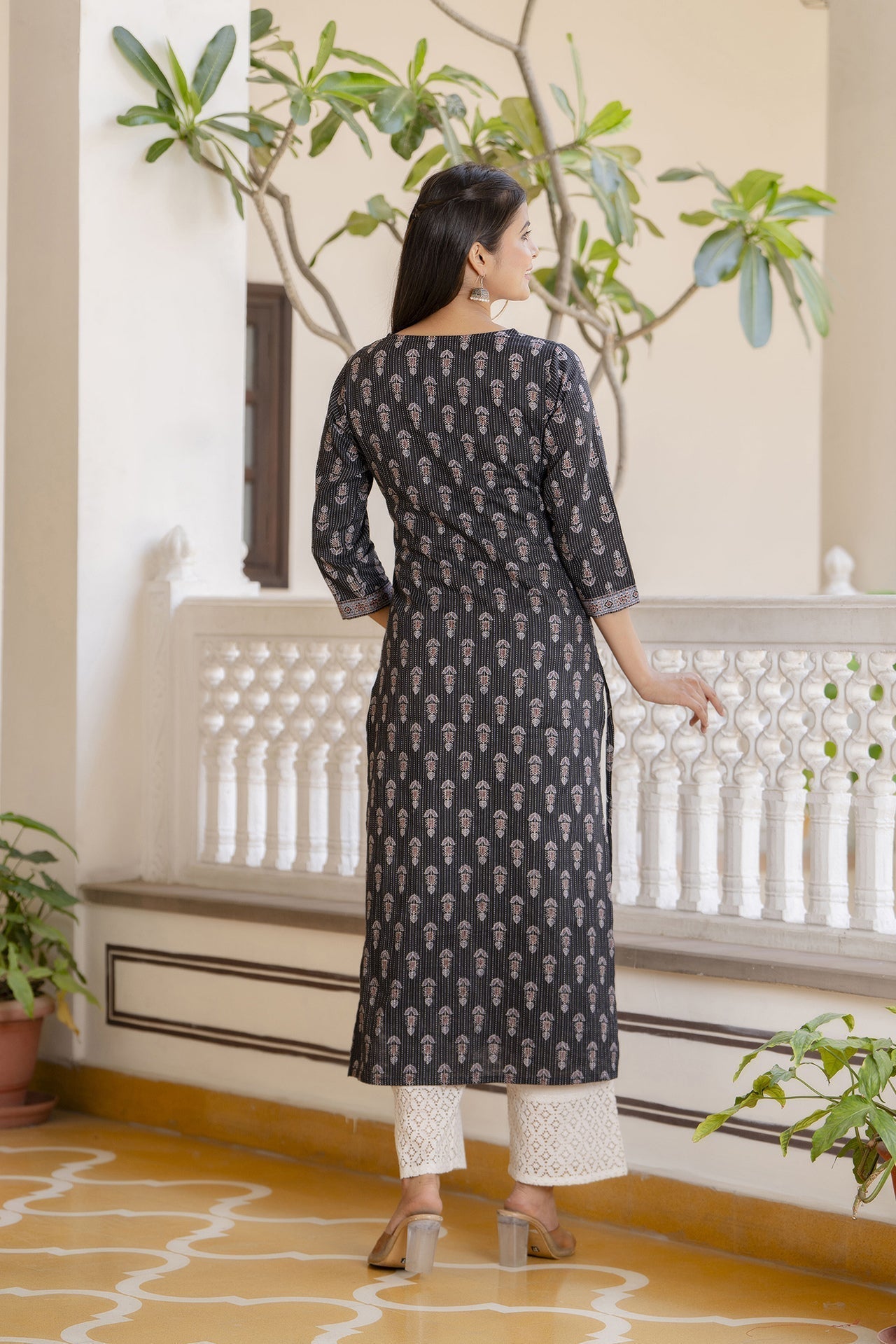 Women Black Printed Straight Kurta With Three Quarter Sleeves | LASVINI - Redefining Indian Fashion with Elegance