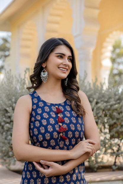 Women Navy Blue Printed Straight Sleeveless Kurta | LASVINI - Redefining Indian Fashion with Elegance
