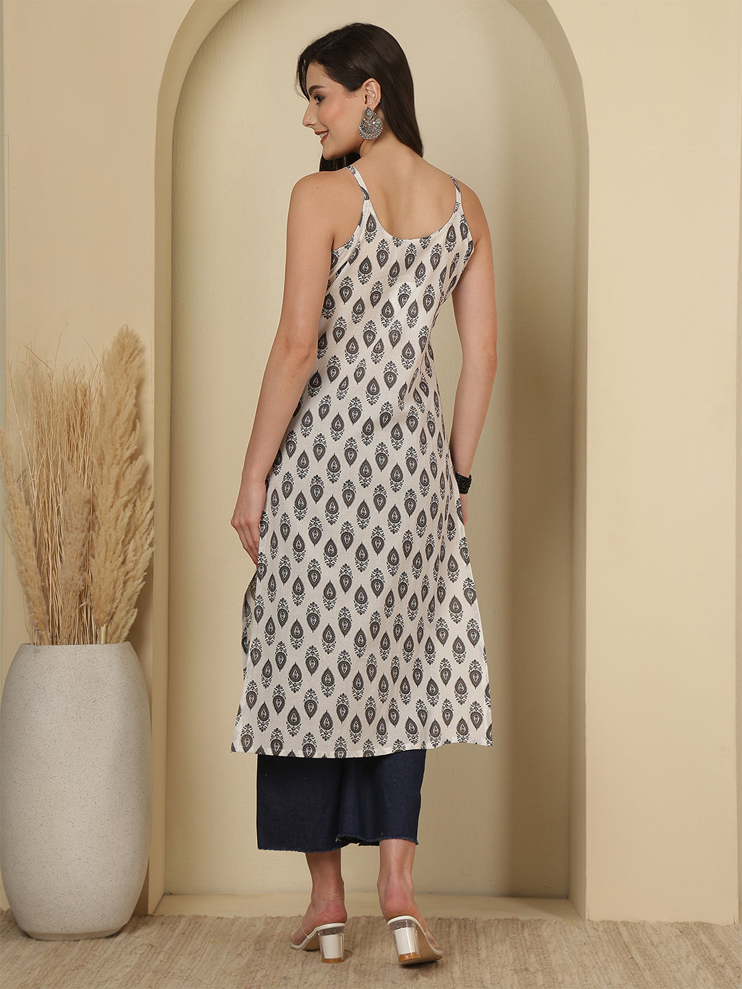 White Printed Kurta for Women | LASVINI - Redefining Indian Fashion with Elegance