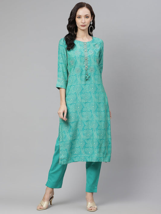 Women'S Green Muslin Straight Kurta With Pants | LASVINI - Redefining Indian Fashion with Elegance