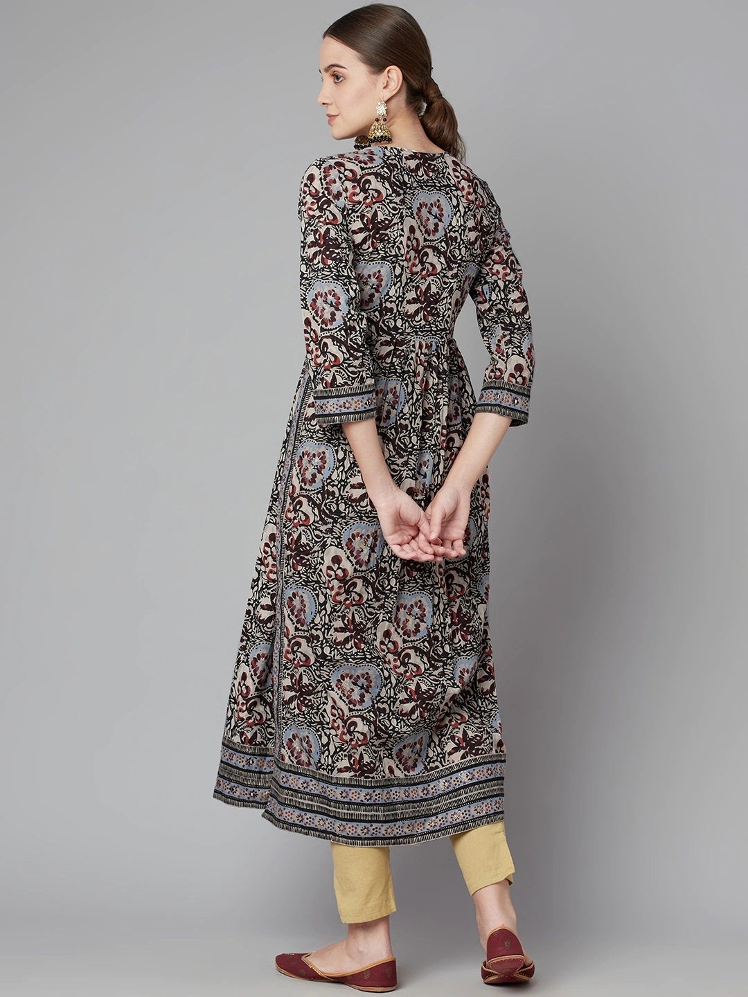 Women'S Grey Cotton Gathered Kurta With Side Slits. | LASVINI - Redefining Indian Fashion with Elegance