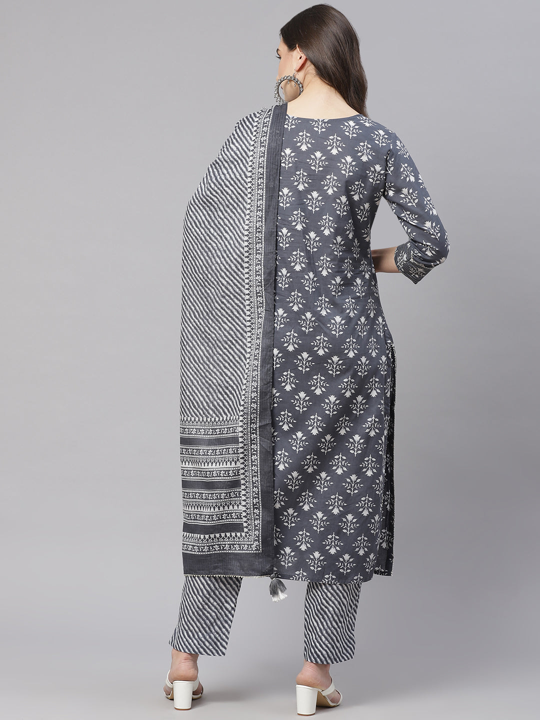 Women'S Grey Cotton Straight Kurta Pant Set With Dupatta | LASVINI - Redefining Indian Fashion with Elegance