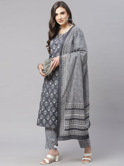 Women'S Grey Cotton Straight Kurta Pant Set With Dupatta | LASVINI - Redefining Indian Fashion with Elegance