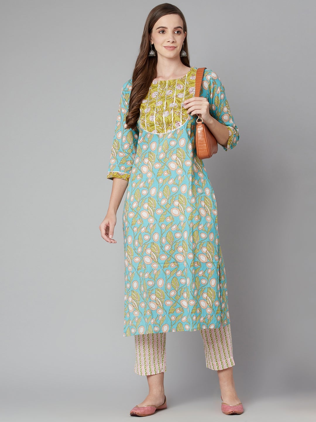 Women'S Sky Blue Floral Printed Cotton Kurta Pant Set | LASVINI - Redefining Indian Fashion with Elegance