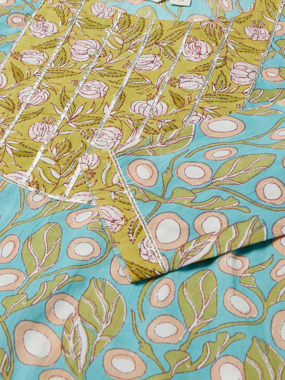 Women'S Sky Blue Floral Printed Cotton Kurta Pant Set | LASVINI - Redefining Indian Fashion with Elegance