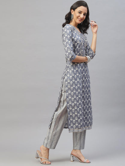 Grey And White Floral Printed Kurta Pant Set With Dupatta | LASVINI - Redefining Indian Fashion with Elegance