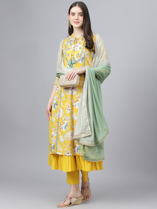 Women Yellow Cotton Kurta Pant Set With Nazneen Dupatta | LASVINI - Redefining Indian Fashion with Elegance