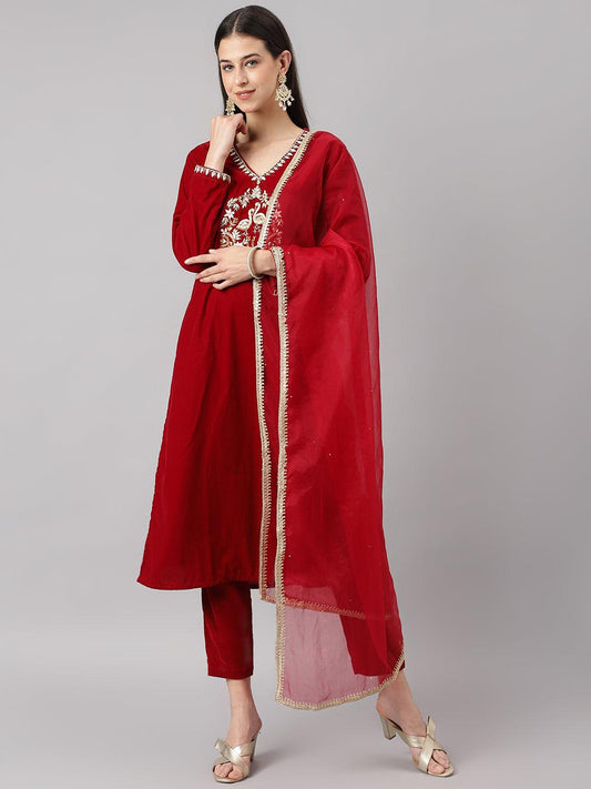 Maroon Solid Velvet Hand Work Kurta Pant With Organza Dupatta Set | LASVINI - Redefining Indian Fashion with Elegance