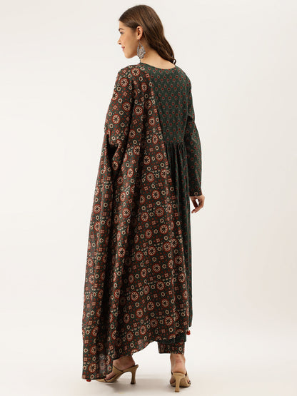 Women Green Floral Print Cotton Kurta Set With Dupatta | LASVINI - Redefining Indian Fashion with Elegance